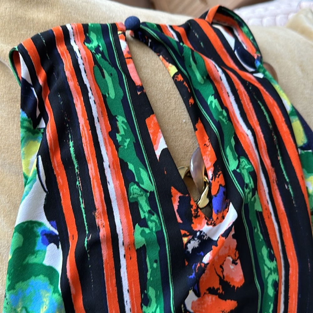 Dress - Picture 5 of 7